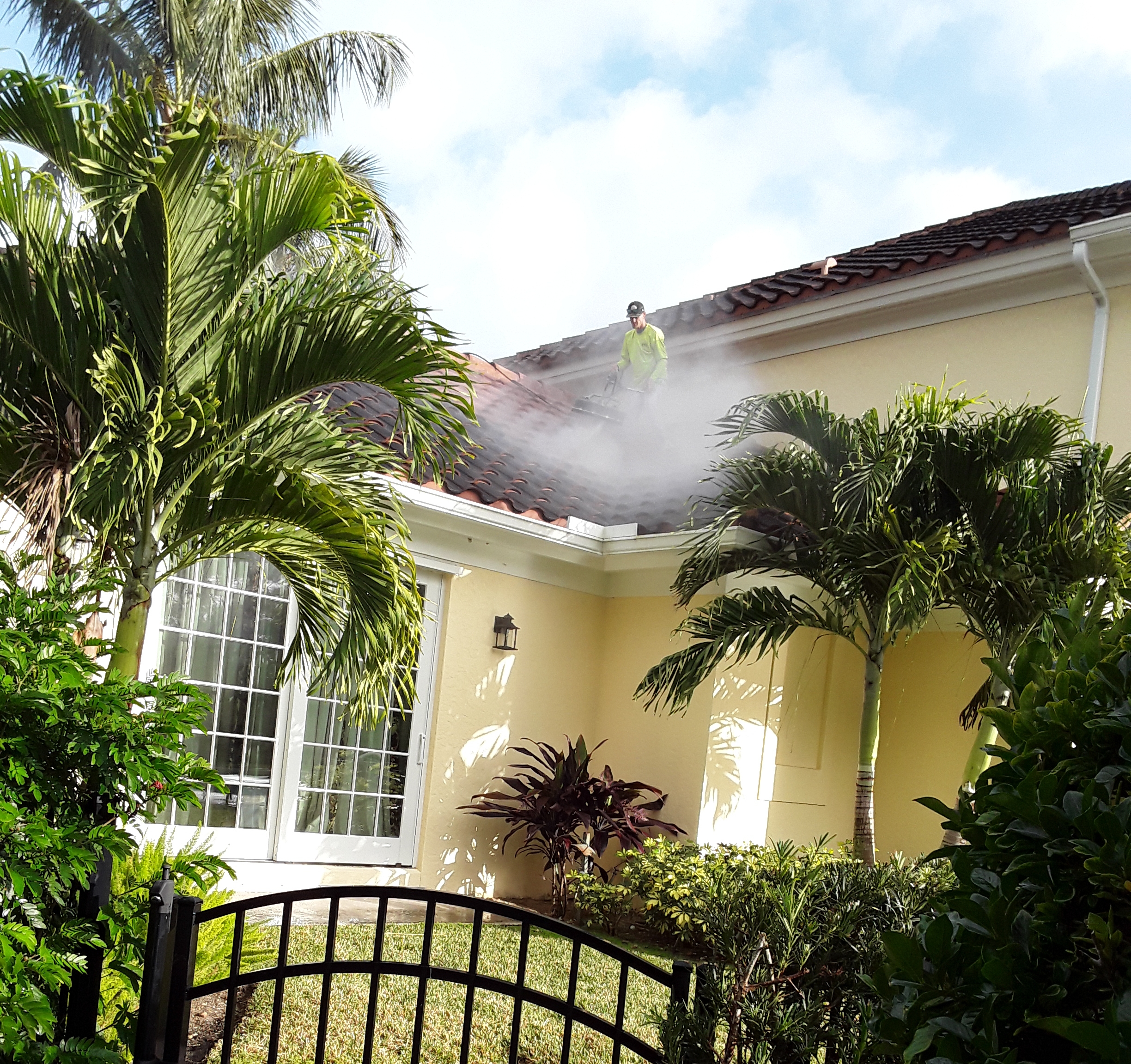 Larry's Pressure Cleaning: Service Image-2 Larry's Pressure Cleaning: Service Image-2