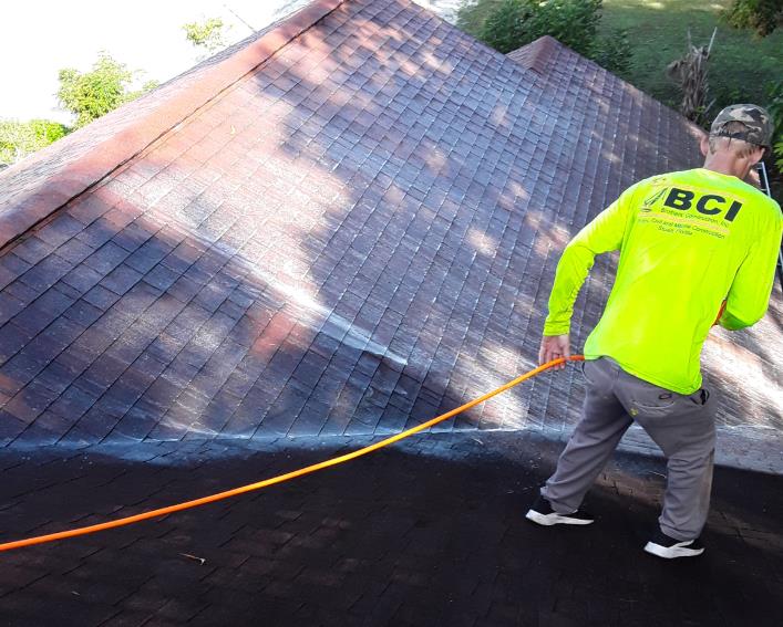 Larry's Pressure Cleaning: Service Image-8